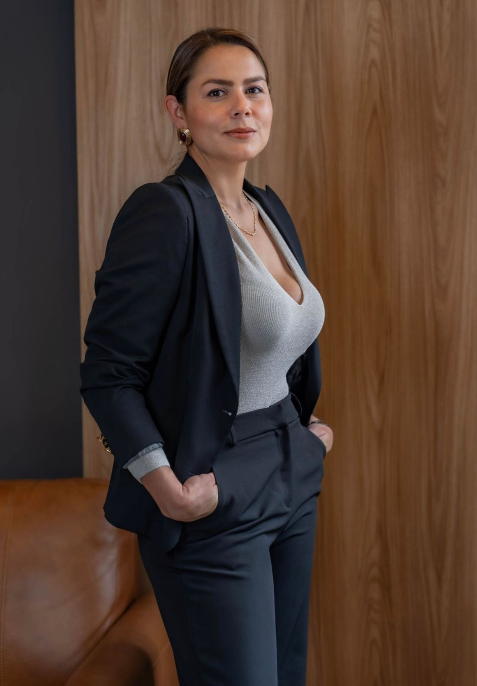 Retrato profesional de Angélica María Portilla Barco